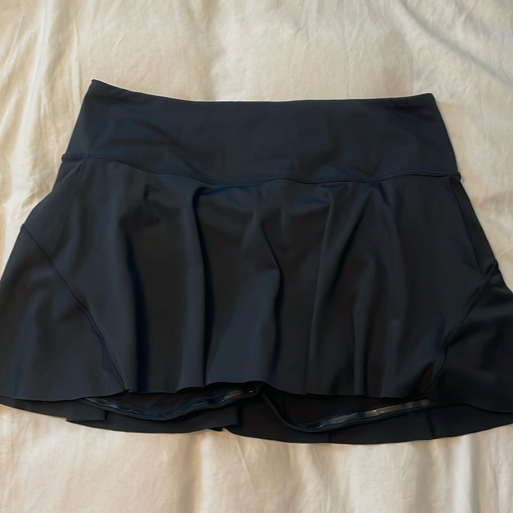 Athleta Ace Tennis Skort 13.5” black Large